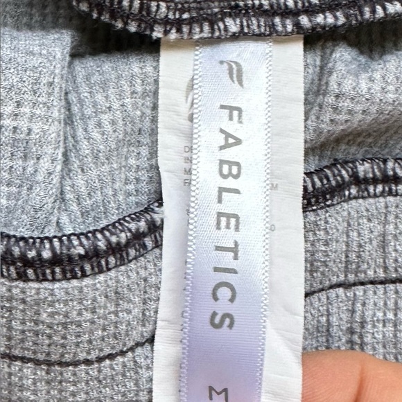 Fabletics Men’s Gray Joggers Pants Size Medium - Picture 6 of 6